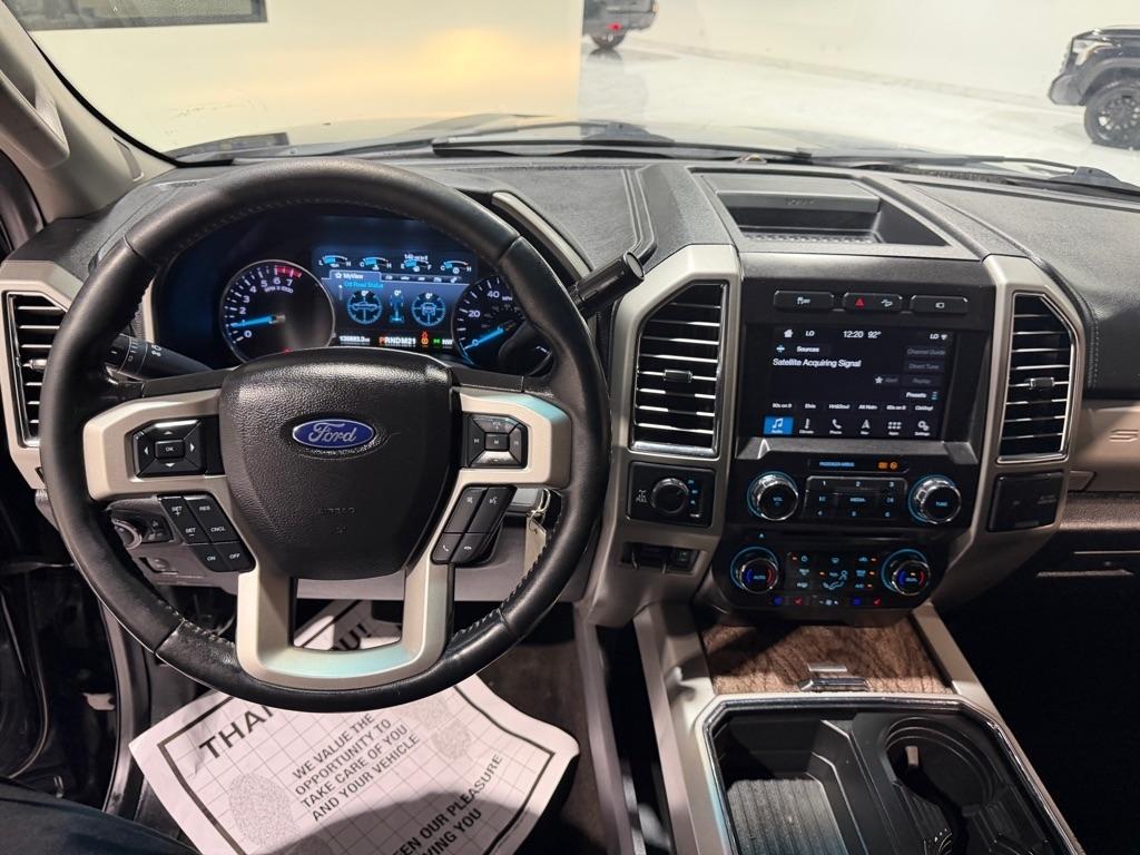 Ford F-250 SD XL Crew Cab 4WD 2017