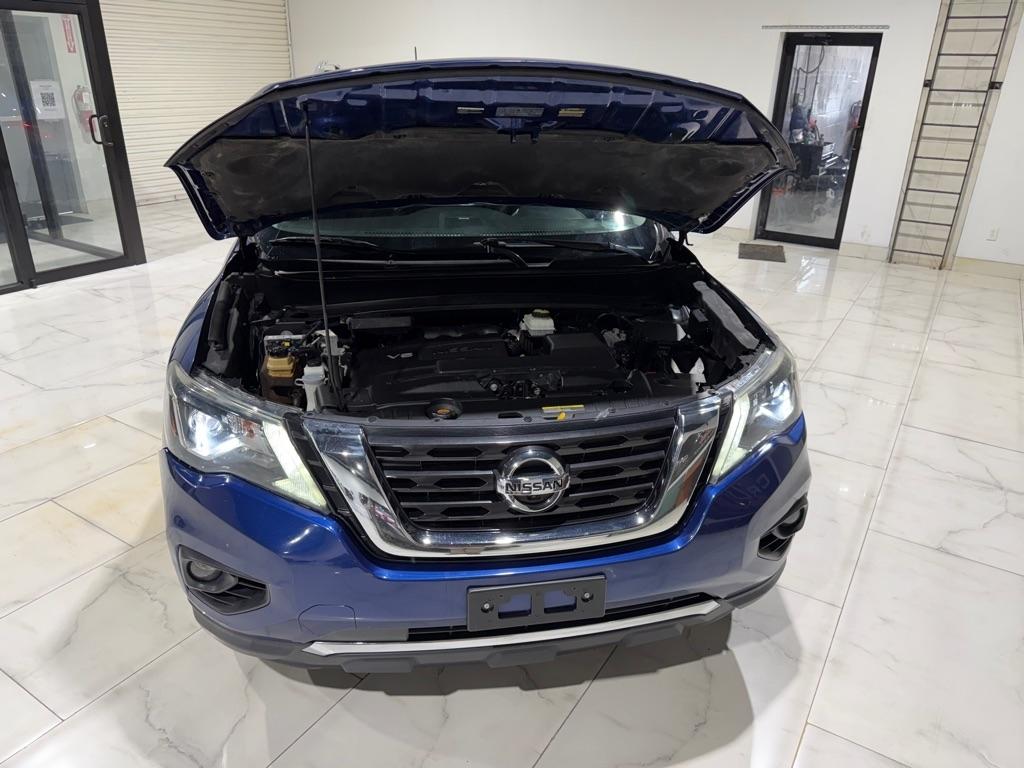 Nissan Pathfinder Platinum 4WD 2018