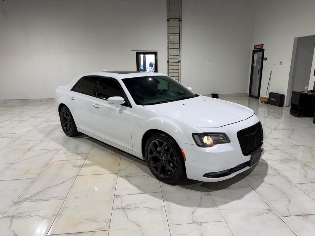Chrysler 300 S V6 RWD 2021
