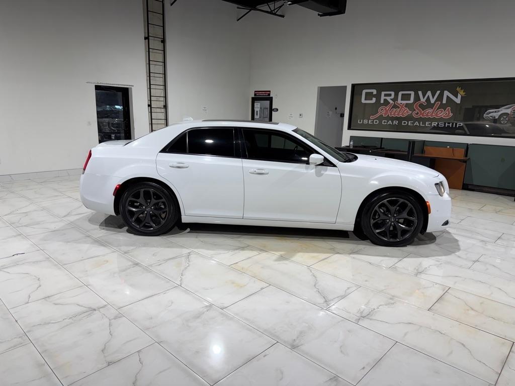 Chrysler 300 S V6 RWD 2021