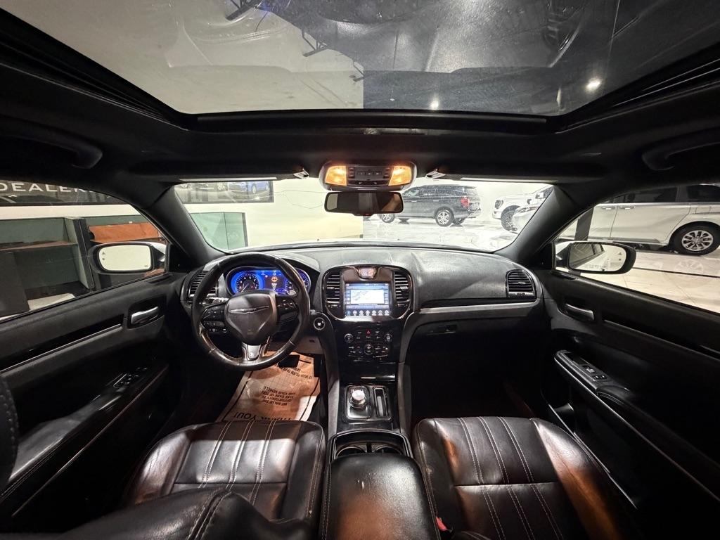 Chrysler 300 S V6 RWD 2021