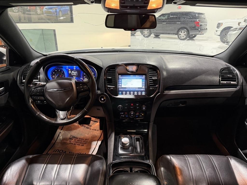 Chrysler 300 S V6 RWD 2021