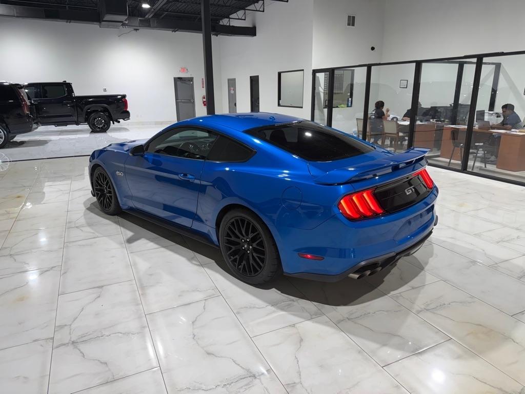 Ford Mustang GT Premium Coupe 2020