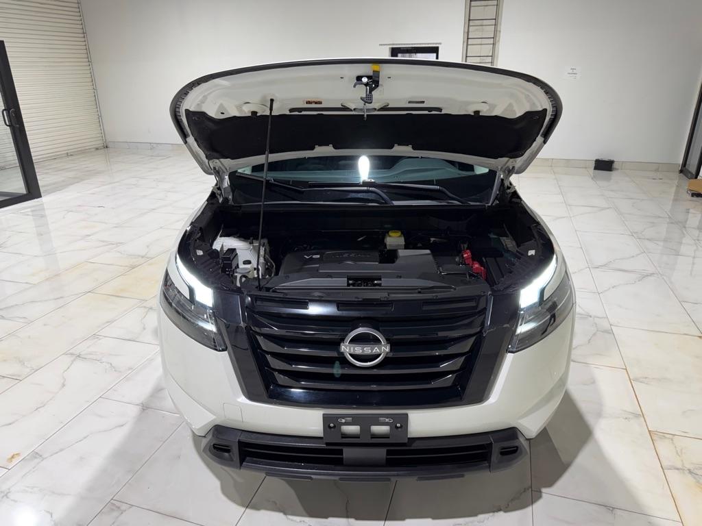 Nissan Pathfinder SV 2022