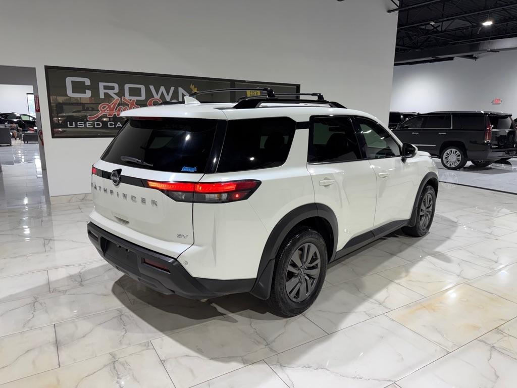 Nissan Pathfinder SV 2022