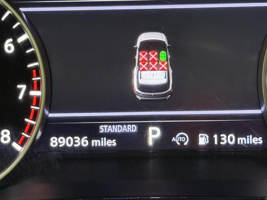 Nissan Pathfinder SV 2022