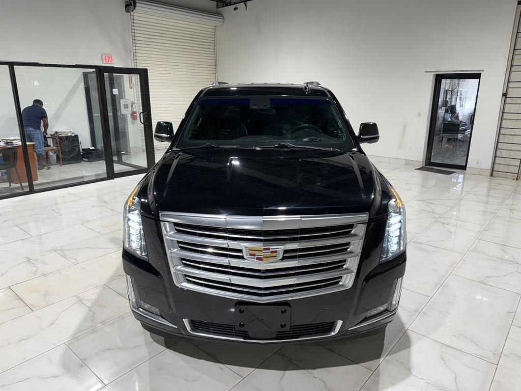 Cadillac Escalade Platinum 4WD 2019