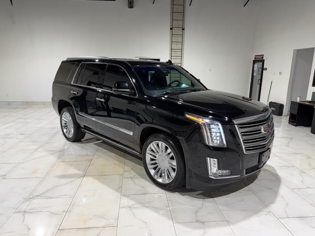 Cadillac Escalade Platinum 4WD 2019
