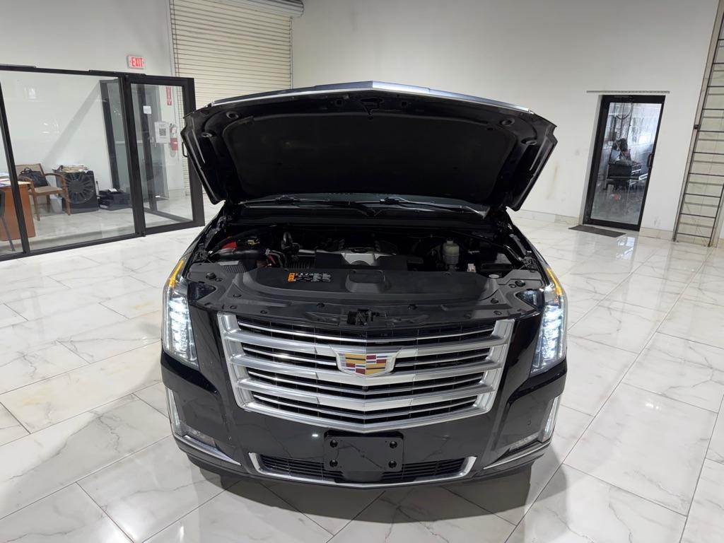 Cadillac Escalade Platinum 4WD 2019