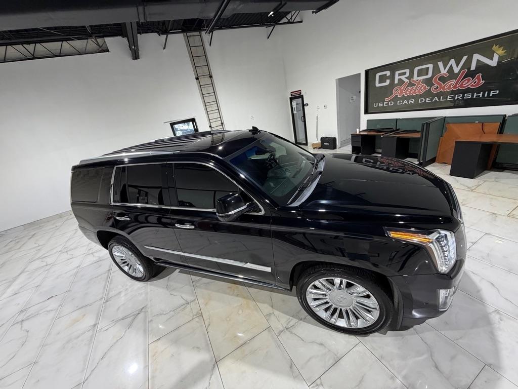 Cadillac Escalade Platinum 4WD 2019
