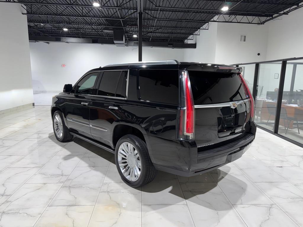 Cadillac Escalade Platinum 4WD 2019