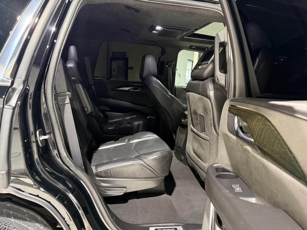 Cadillac Escalade Platinum 4WD 2019