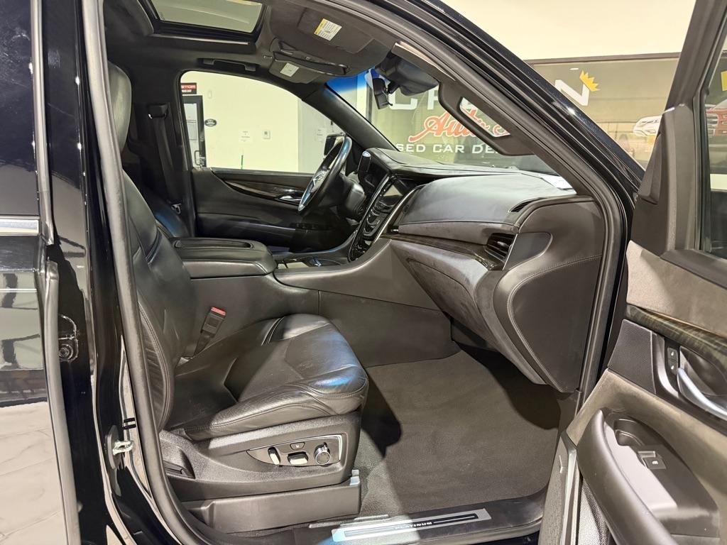 Cadillac Escalade Platinum 4WD 2019