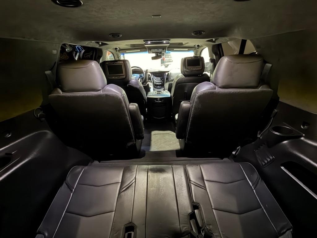 Cadillac Escalade Platinum 4WD 2019