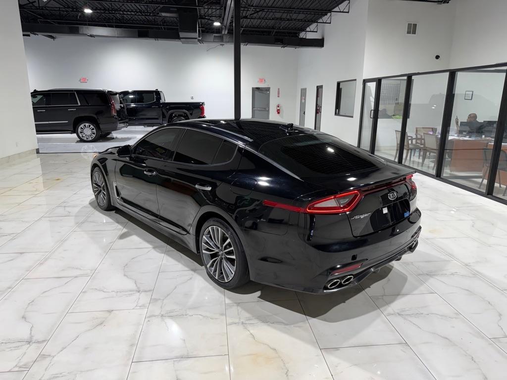 Kia Stinger Premium 2018
