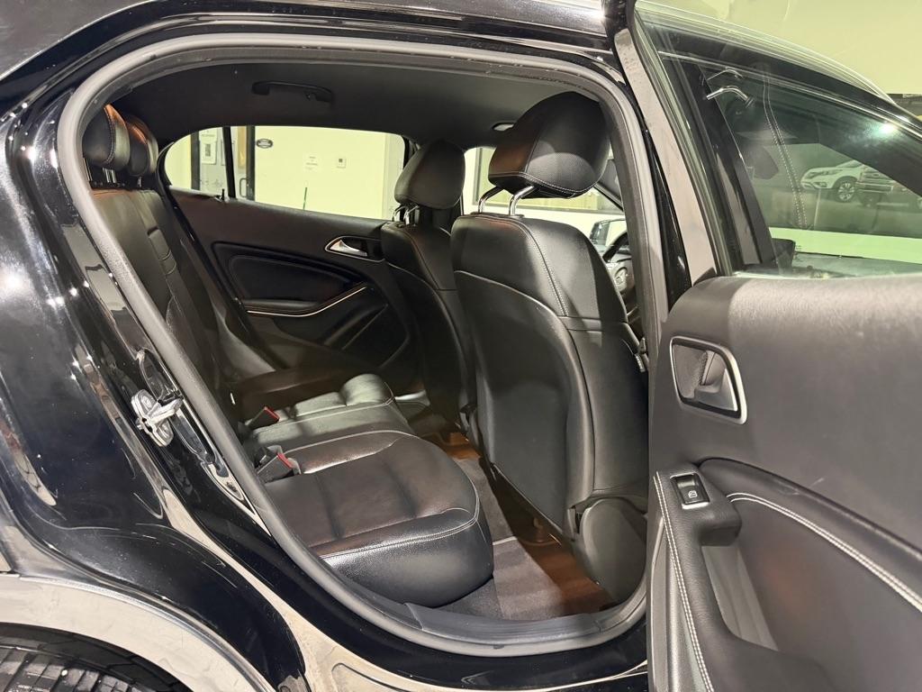 Mercedes-Benz GLA-Class GLA250 2020