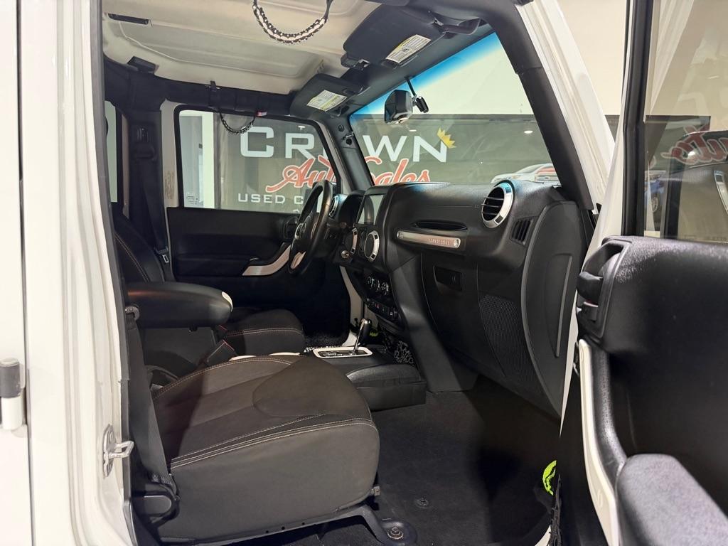 Jeep Wrangler Unlimited Sahara 4WD 2015