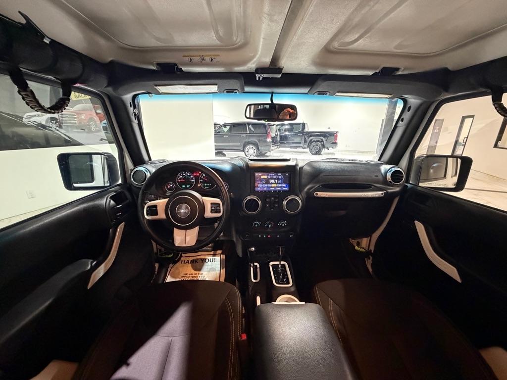Jeep Wrangler Unlimited Sahara 4WD 2015