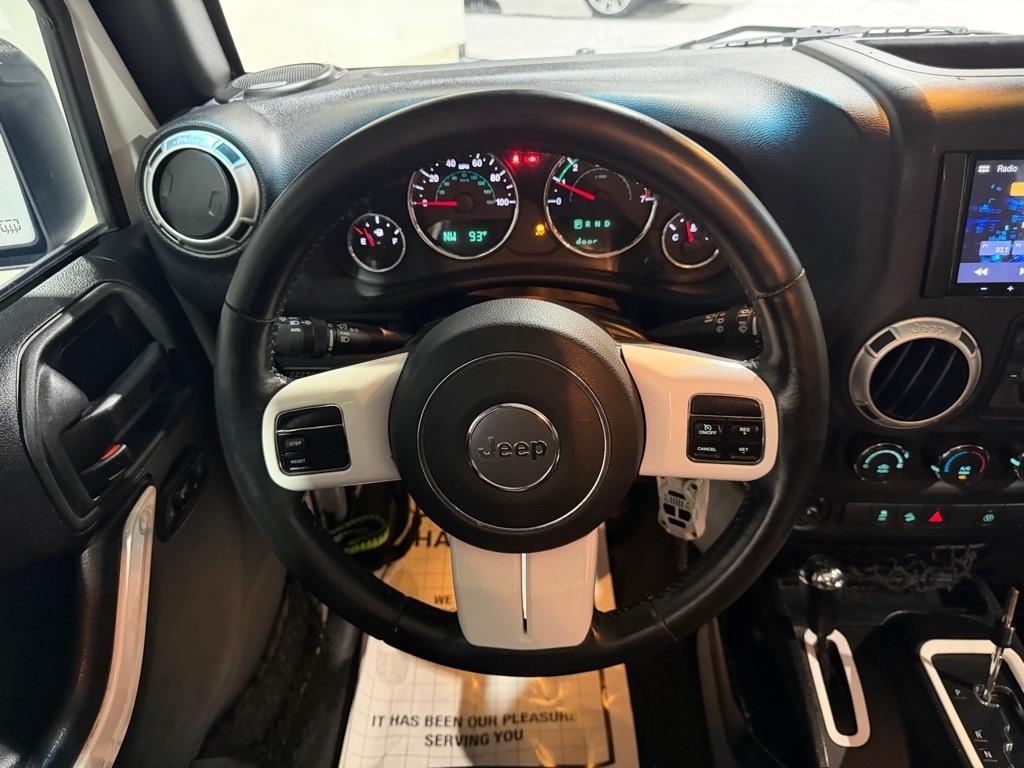 Jeep Wrangler Unlimited Sahara 4WD 2015