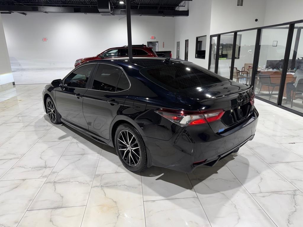 Toyota Camry SE Nightshade Edition 2024