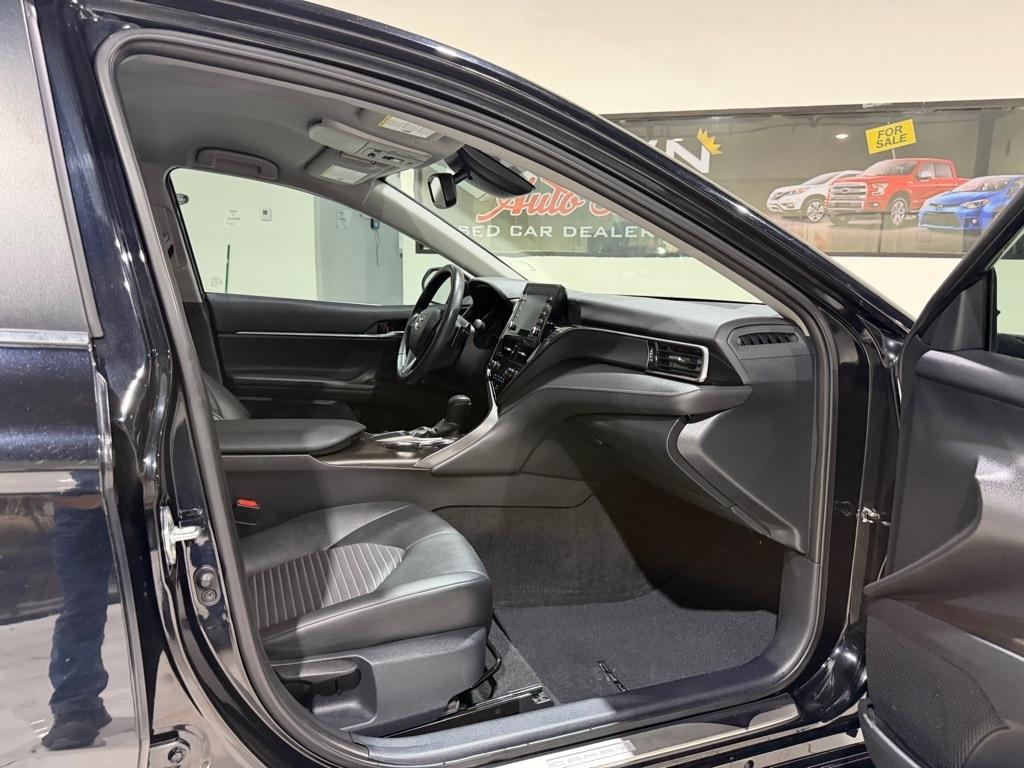 Toyota Camry SE Nightshade Edition 2024