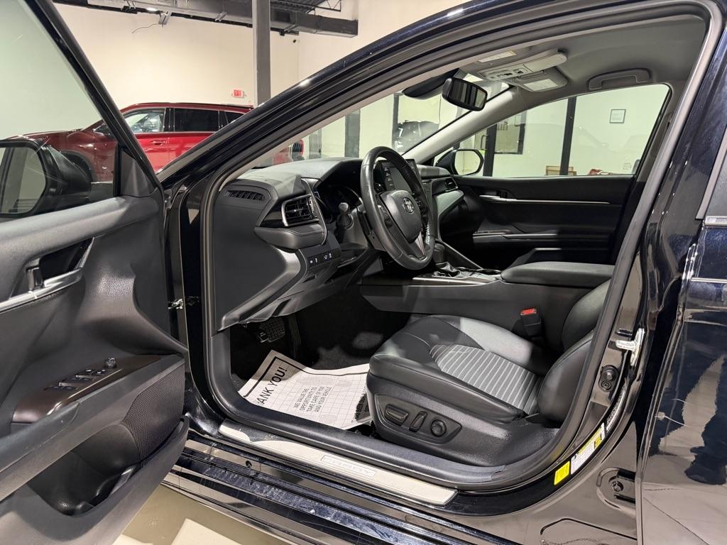 Toyota Camry SE Nightshade Edition 2024