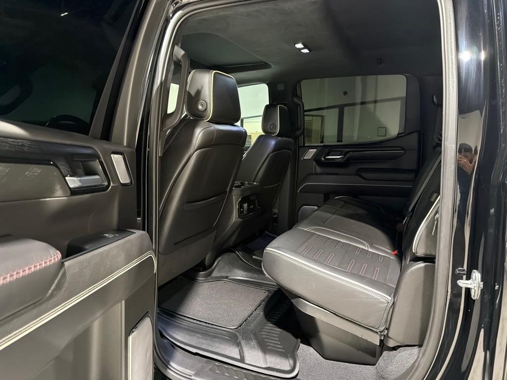 GMC Sierra 1500 AT4X Crew Cab 4WD 2022