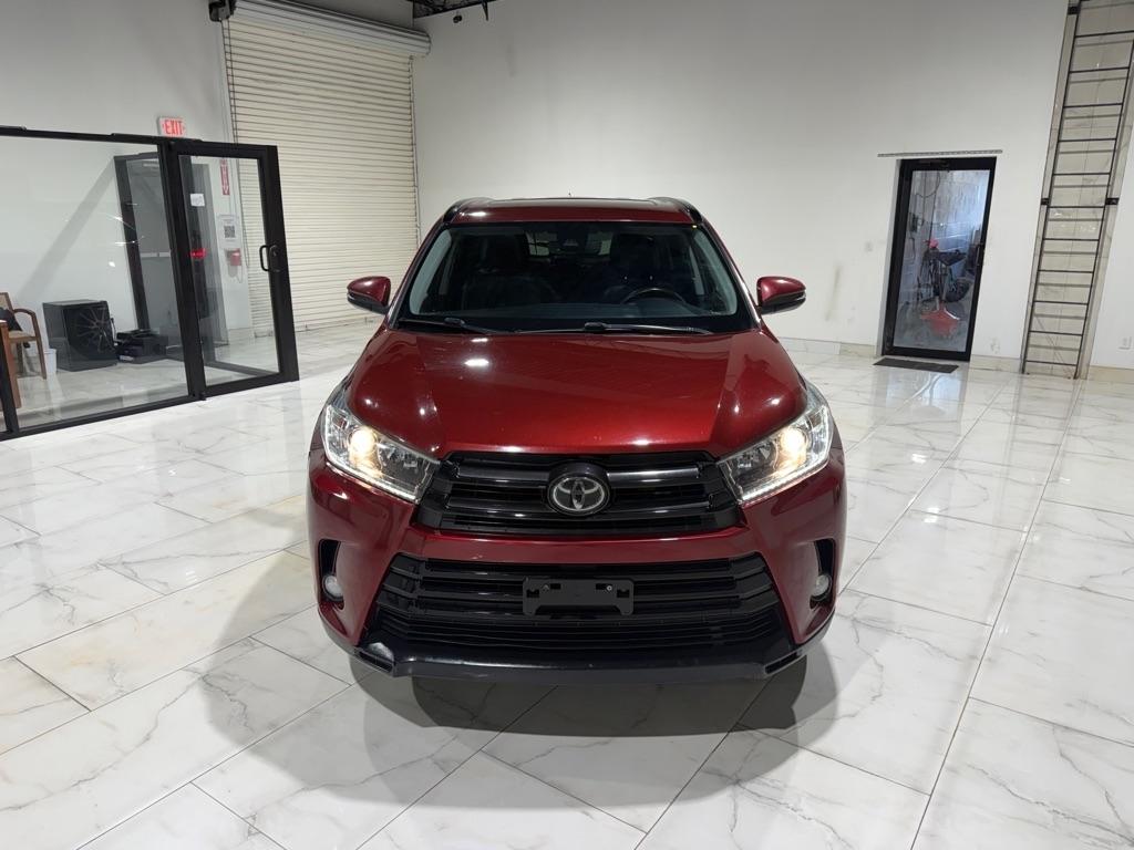 Toyota Highlander SE FWD V6 2017