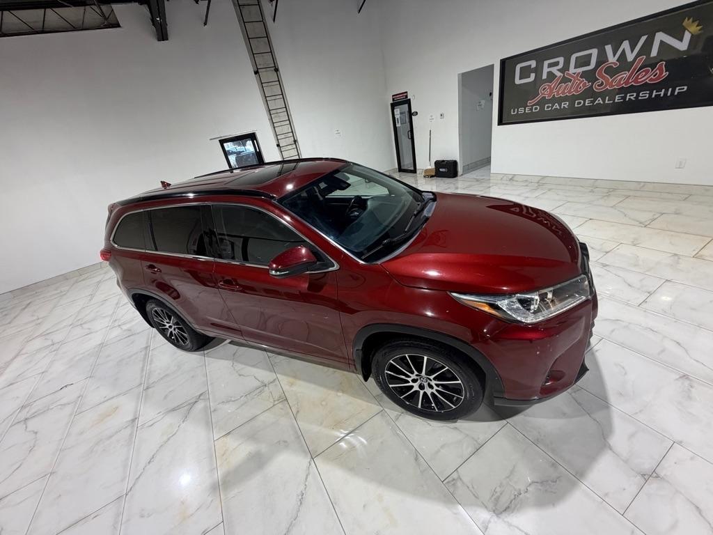 Toyota Highlander SE FWD V6 2017