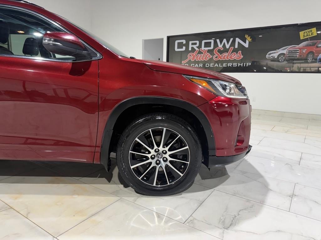 Toyota Highlander SE FWD V6 2017