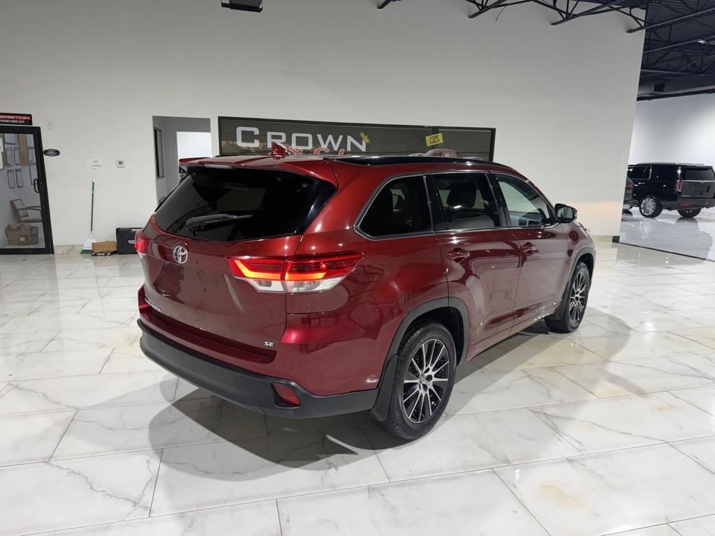 Toyota Highlander SE FWD V6 2017