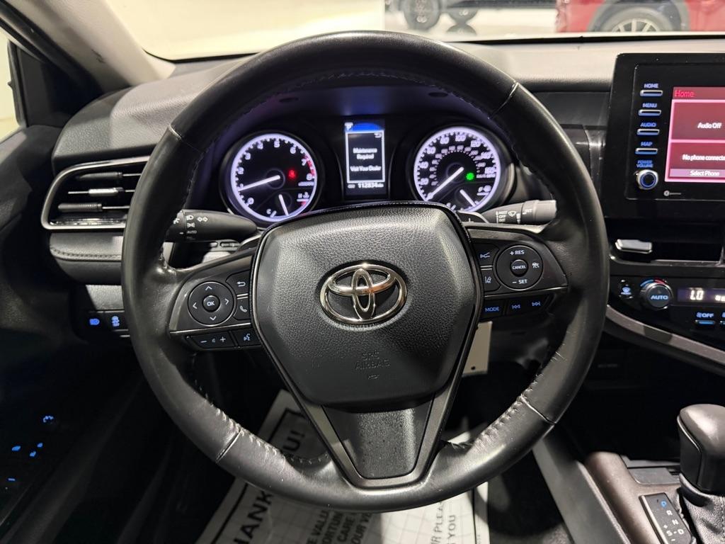 Toyota Camry SE 2024