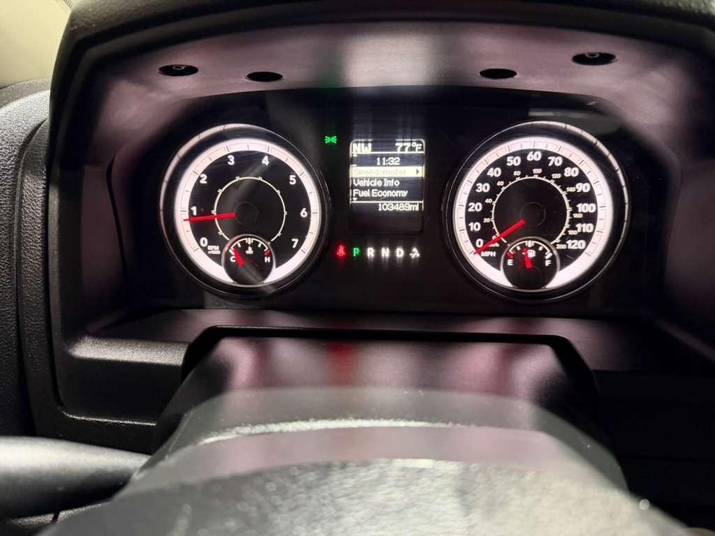 RAM 1500 Classic Tradesman Crew Cab SWB 4WD 2021