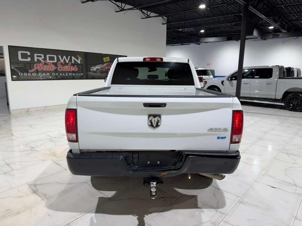 RAM 1500 Classic Tradesman Crew Cab SWB 4WD 2021