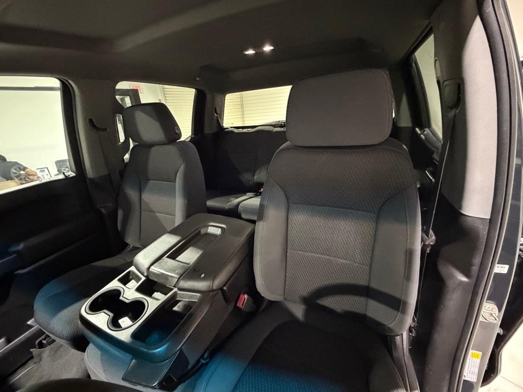 Chevrolet Silverado 1500 Custom Crew Cab Long Box 2WD 2020
