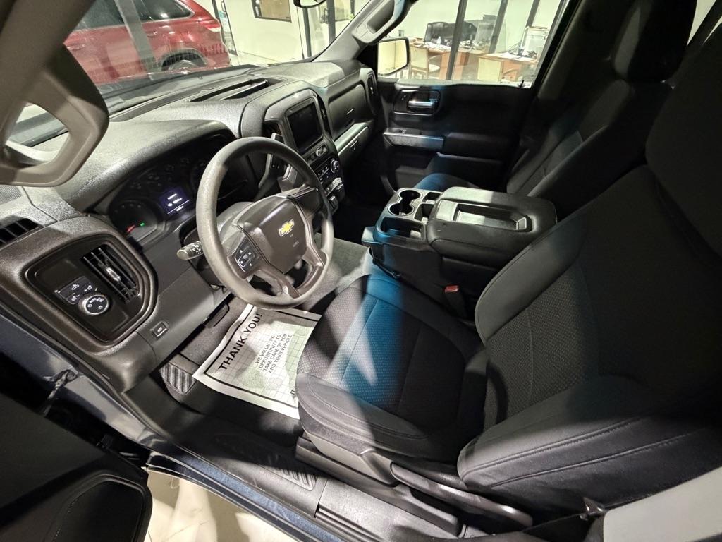 Chevrolet Silverado 1500 Custom Crew Cab Long Box 2WD 2020