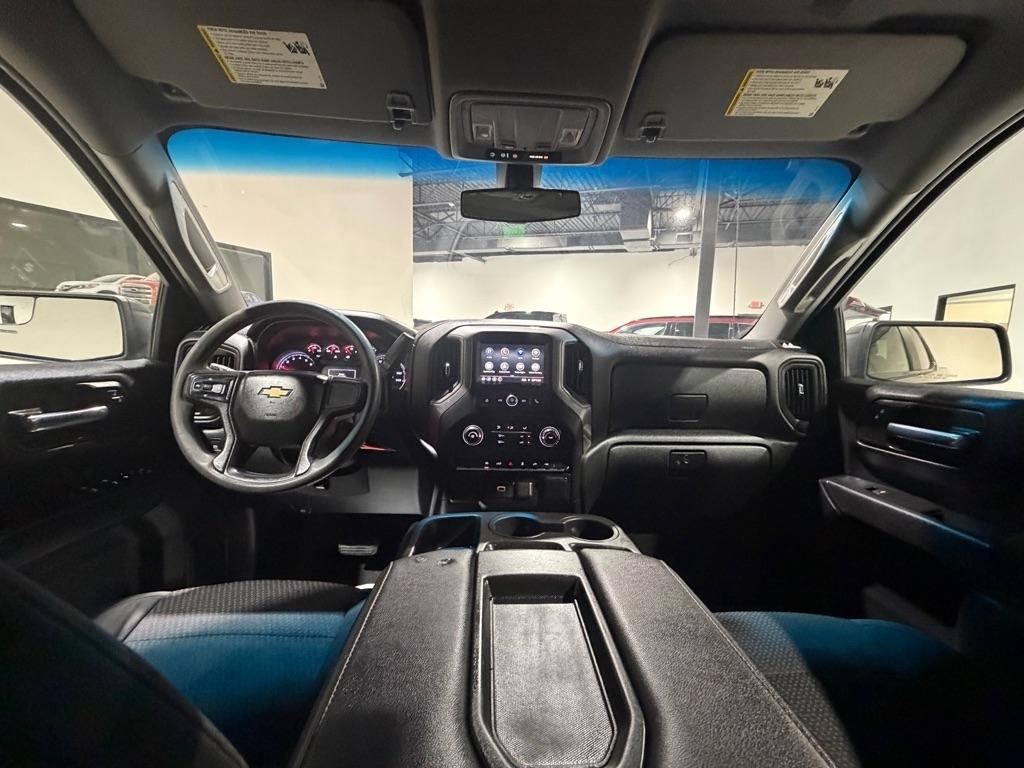 Chevrolet Silverado 1500 Custom Crew Cab Long Box 2WD 2020