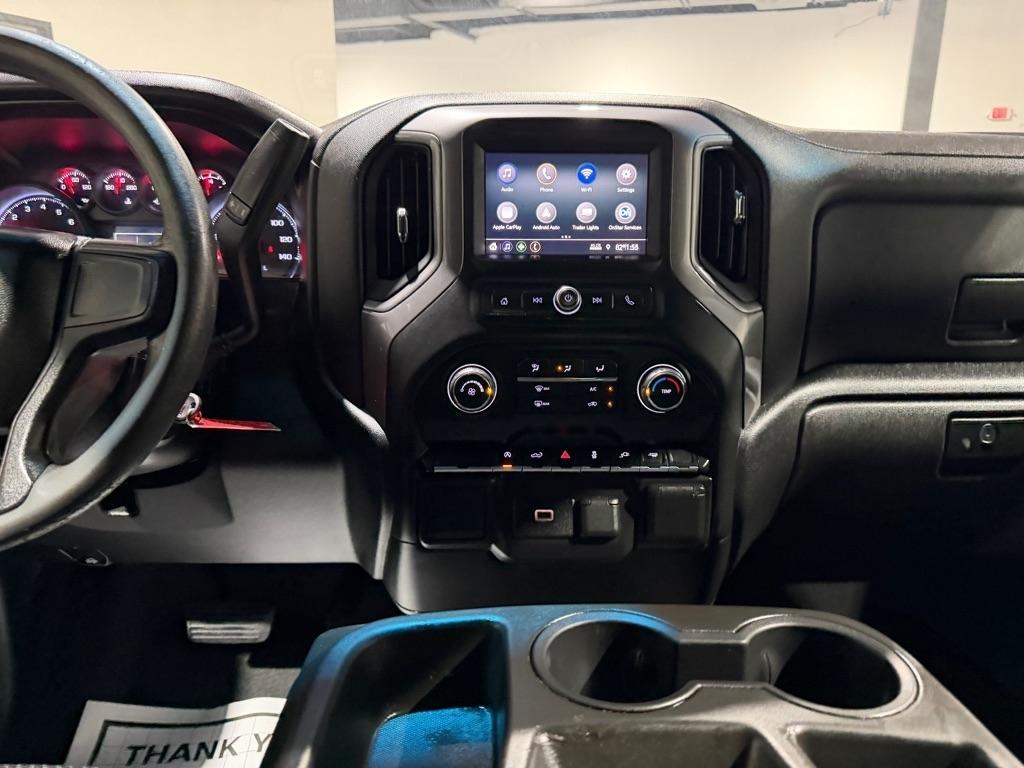 Chevrolet Silverado 1500 Custom Crew Cab Long Box 2WD 2020
