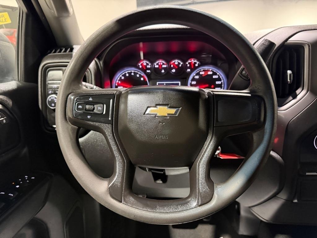 Chevrolet Silverado 1500 Custom Crew Cab Long Box 2WD 2020