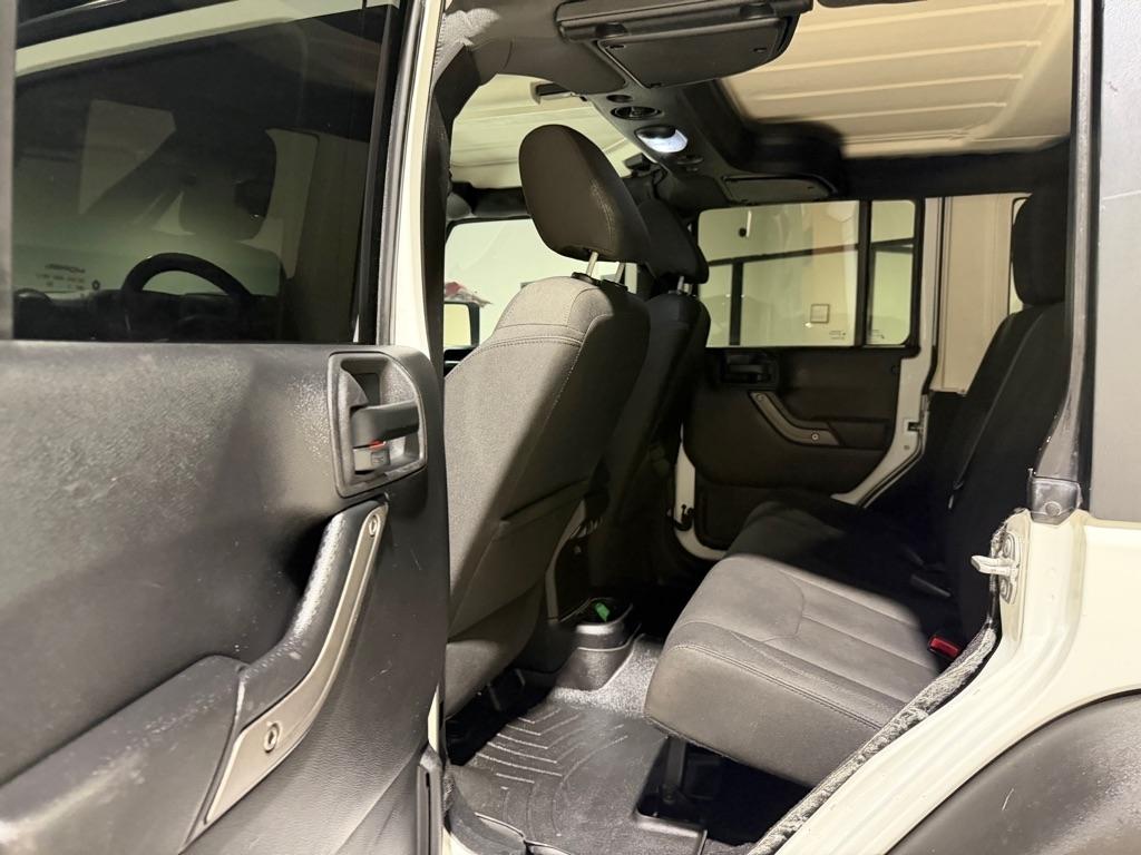 Jeep Wrangler Unlimited Sport 4WD 2015