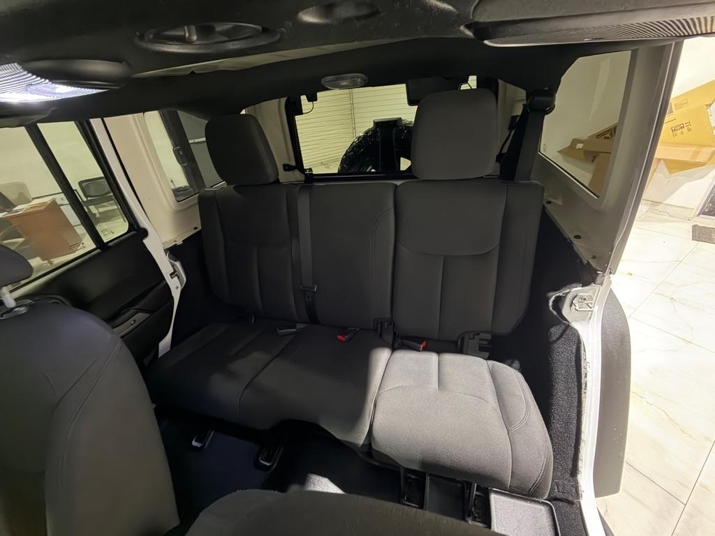 Jeep Wrangler Unlimited Sport 4WD 2015