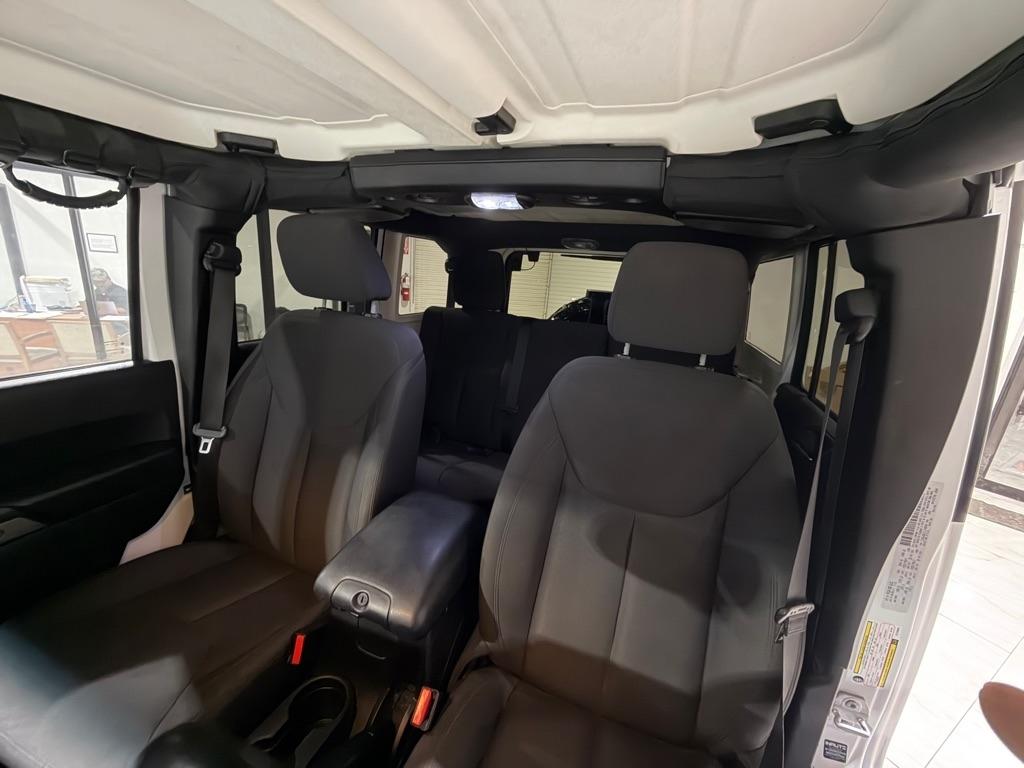 Jeep Wrangler Unlimited Sport 4WD 2015