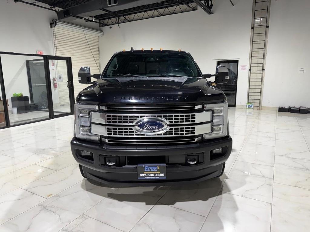 Ford F-350 SD Platinum Crew Cab Long Box 4WD DRW 2019
