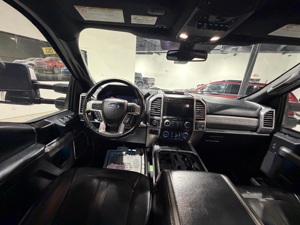 Ford F-350 SD Platinum Crew Cab Long Box 4WD DRW 2019