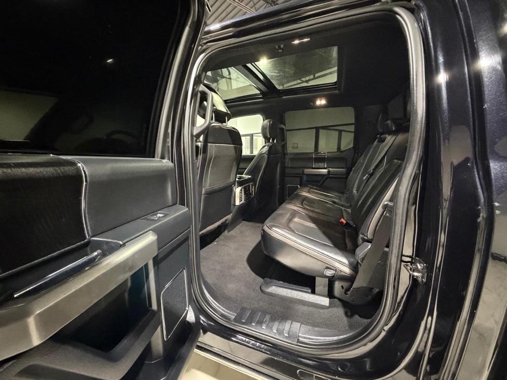 Ford F-350 SD Platinum Crew Cab Long Box 4WD DRW 2019