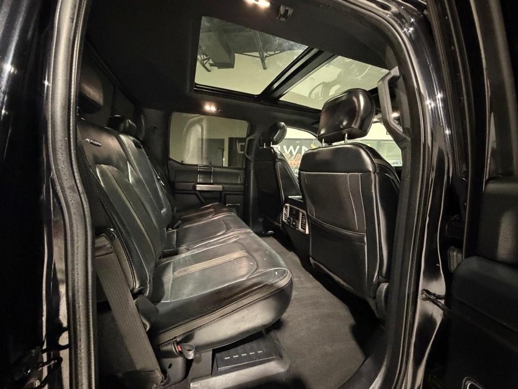 Ford F-350 SD Platinum Crew Cab Long Box 4WD DRW 2019