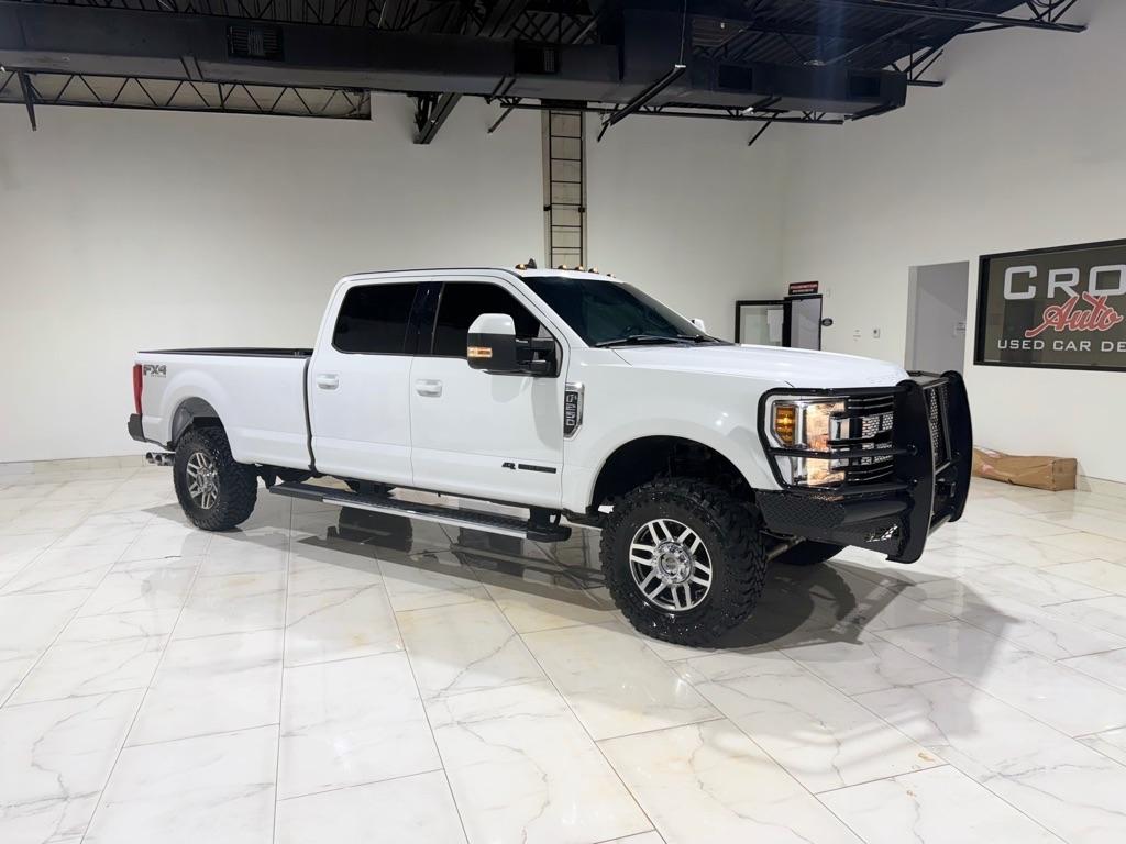 Ford F-250 SD Lariat Crew Cab 4WD 2019