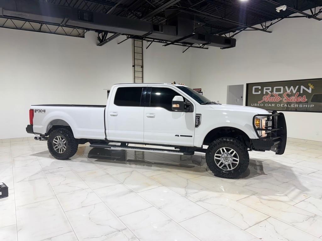 Ford F-250 SD Lariat Crew Cab 4WD 2019