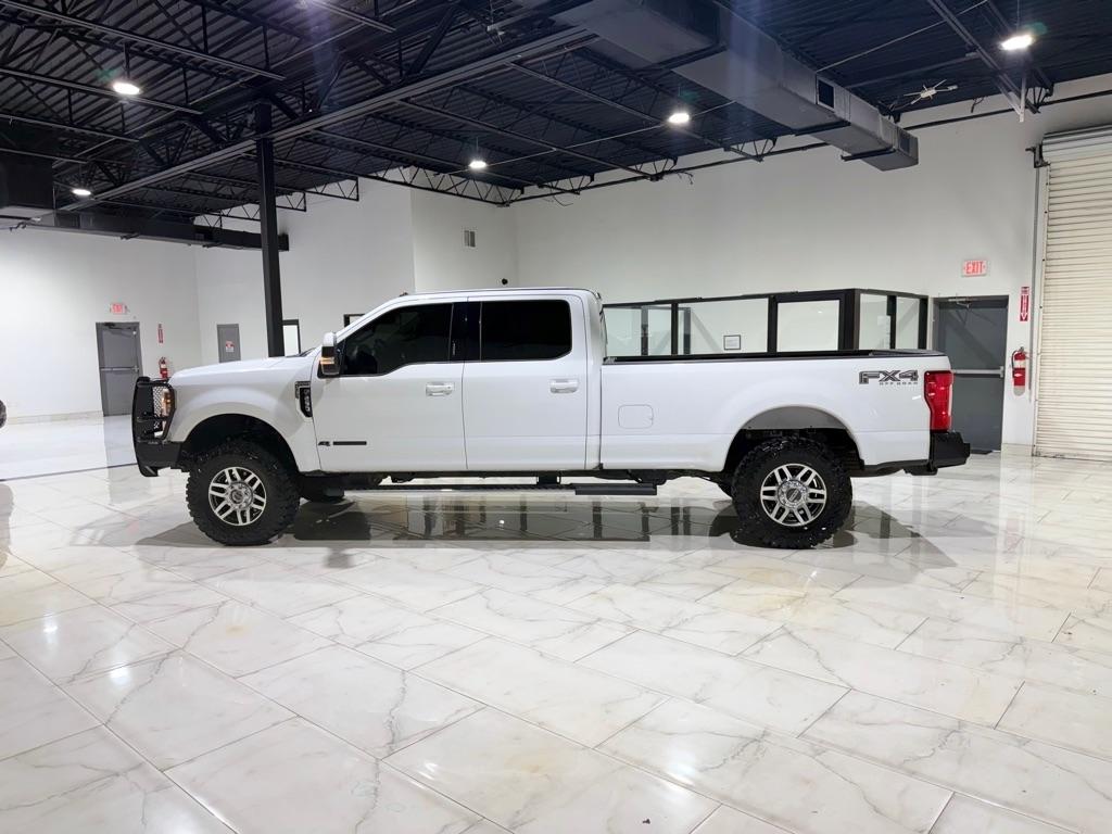 Ford F-250 SD Lariat Crew Cab 4WD 2019