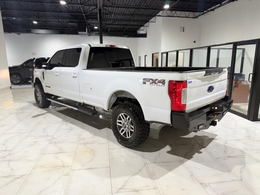 Ford F-250 SD Lariat Crew Cab 4WD 2019